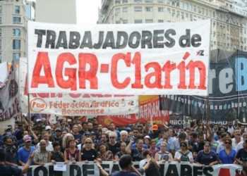 agr_clarin_marcha.jpg