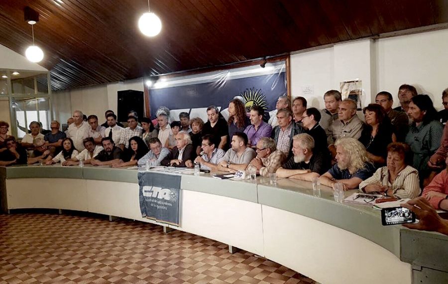 tato_en_conferencia_de_prensa.jpg