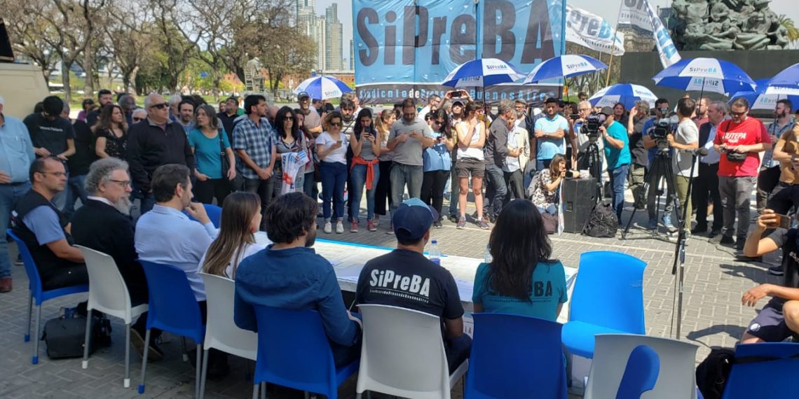Trabajadorxs y el SiPreBA presentaron el Proyecto de Medios Públicos para la Democracia