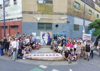 Trabajadorxs y CGI de AGEA Clarín restauraron el mural homenaje a Ana Ale