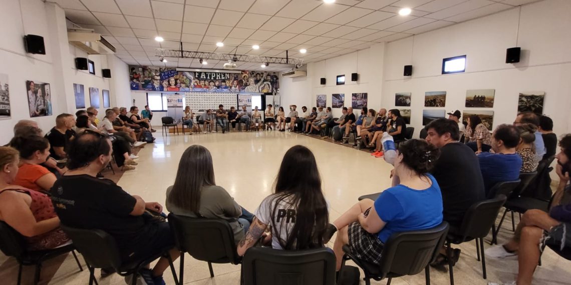 Resoluciones del plenario general de delegades del SiPreBA del 17/3