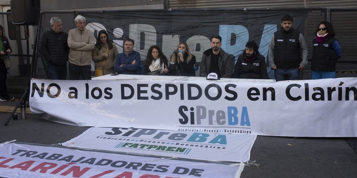 Carla Gaudensi: “No llegamos a la canasta básica y nos quieren correr el eje con despidos por eso vamos a dar la pelea y defender nuestra dignidad”