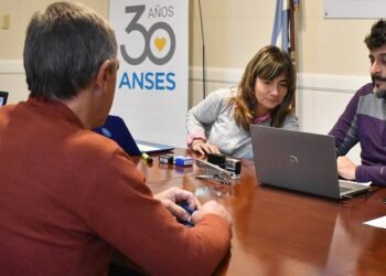 Asesoría gratuita de ANSES para afiliades y su grupo familiar