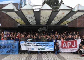 Asambleas en defensa de los medios públicos