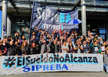 Movilización por salarios dignos frente a las redacciones de La Nación - Archivo Prensa SiPreBA / 2024