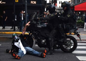 Ni protestar ni hacer periodismo pueden poner en riesgo nuestra vida