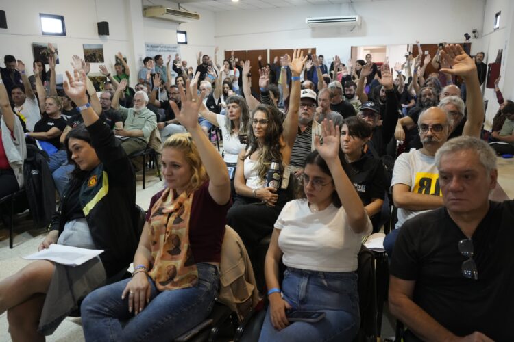 Asamblea General: alerta por emergencia salarial, defensa de los medios públicos, apoyo a un programa por una comunicación federal, plural y soberana