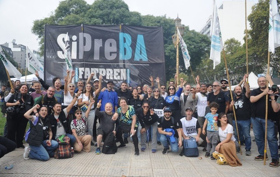 Movilizamos y paramos por nuestros sueldos