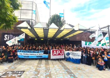 Paro en la TV Pública contra los salarios de pobreza