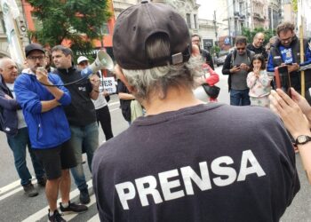 Denunciamos a las empresas de prensa escrita por negarse a negociar