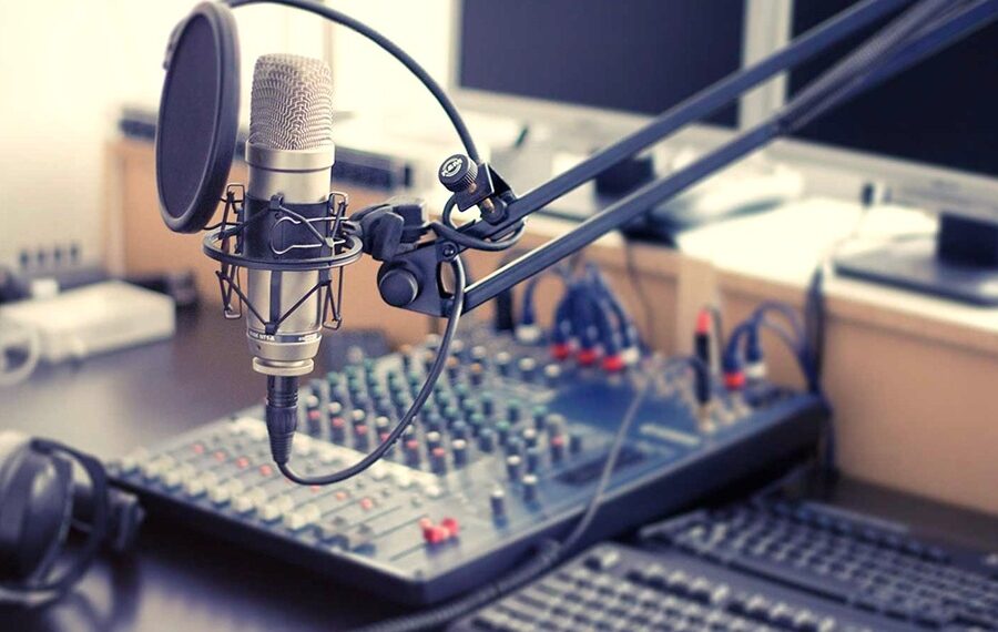 Jornada de lucha salarial en radios