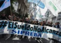 Pagar salarios ajustados tiene consecuencias: llevamos nuestro reclamo a los Martín Fierro