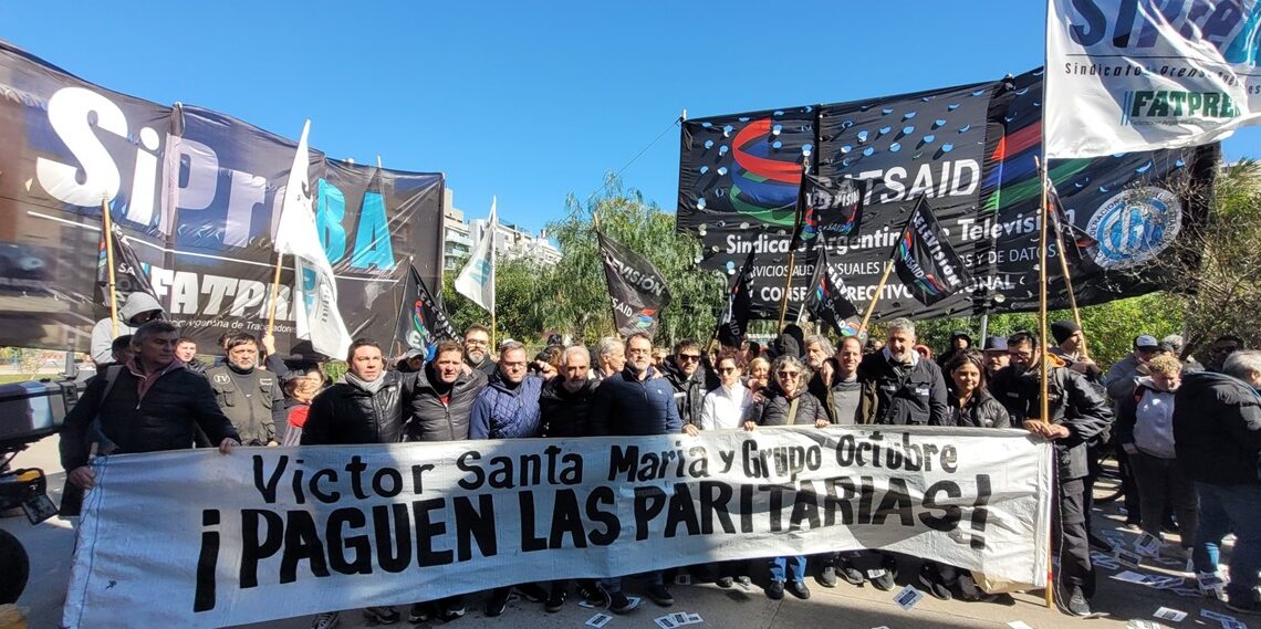 El Grupo Octubre tiene que pagar la paritaria