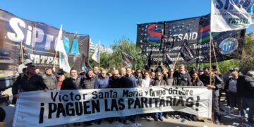 El Grupo Octubre tiene que pagar la paritaria
