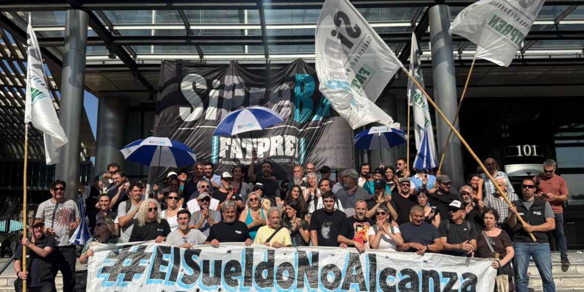 Prensa escrita: movilizamos a la puerta de La Nación